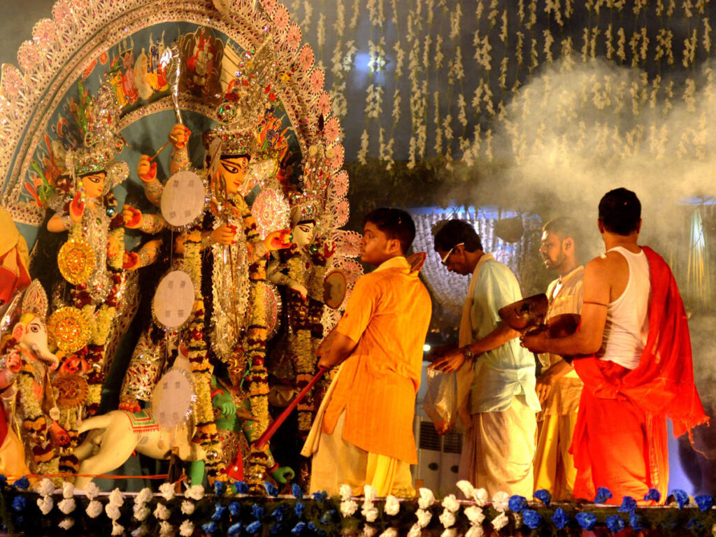 Durga Puja in Kolkata- Feature - TCP